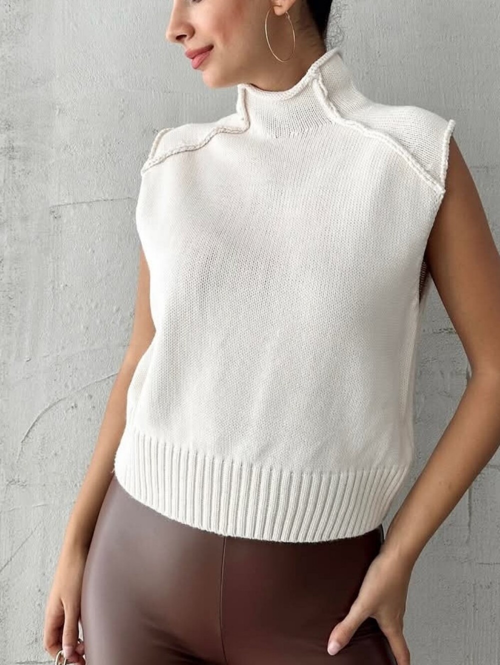 Zara Knit Sleeveless Pullover Sweater Tank - Picture 2 of 8